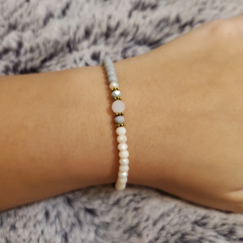New Hand Made Glass Bead & Stone Bracelet - Picture 7 of 9